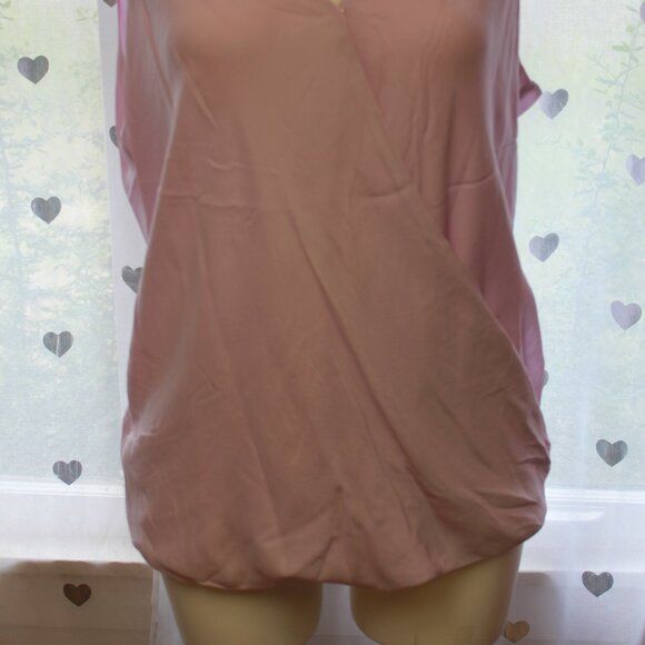#325 White House Black Market Pink Dressy Tank Size XL - Picture 2 of 10